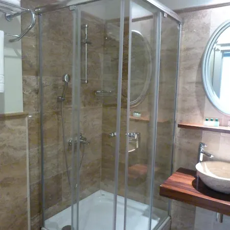 ホテル Telmessos Select - Adult Only 3*